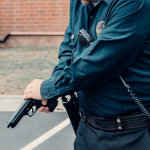 Nova seleção da Polícia Federal oferece mil vagas e salários de até R$ 26 mil em todo o país