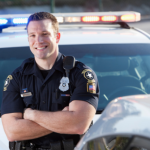 Pressão Financeira e Criminalidade: O Impacto da Paternidade no Comportamento Masculino no Brasil